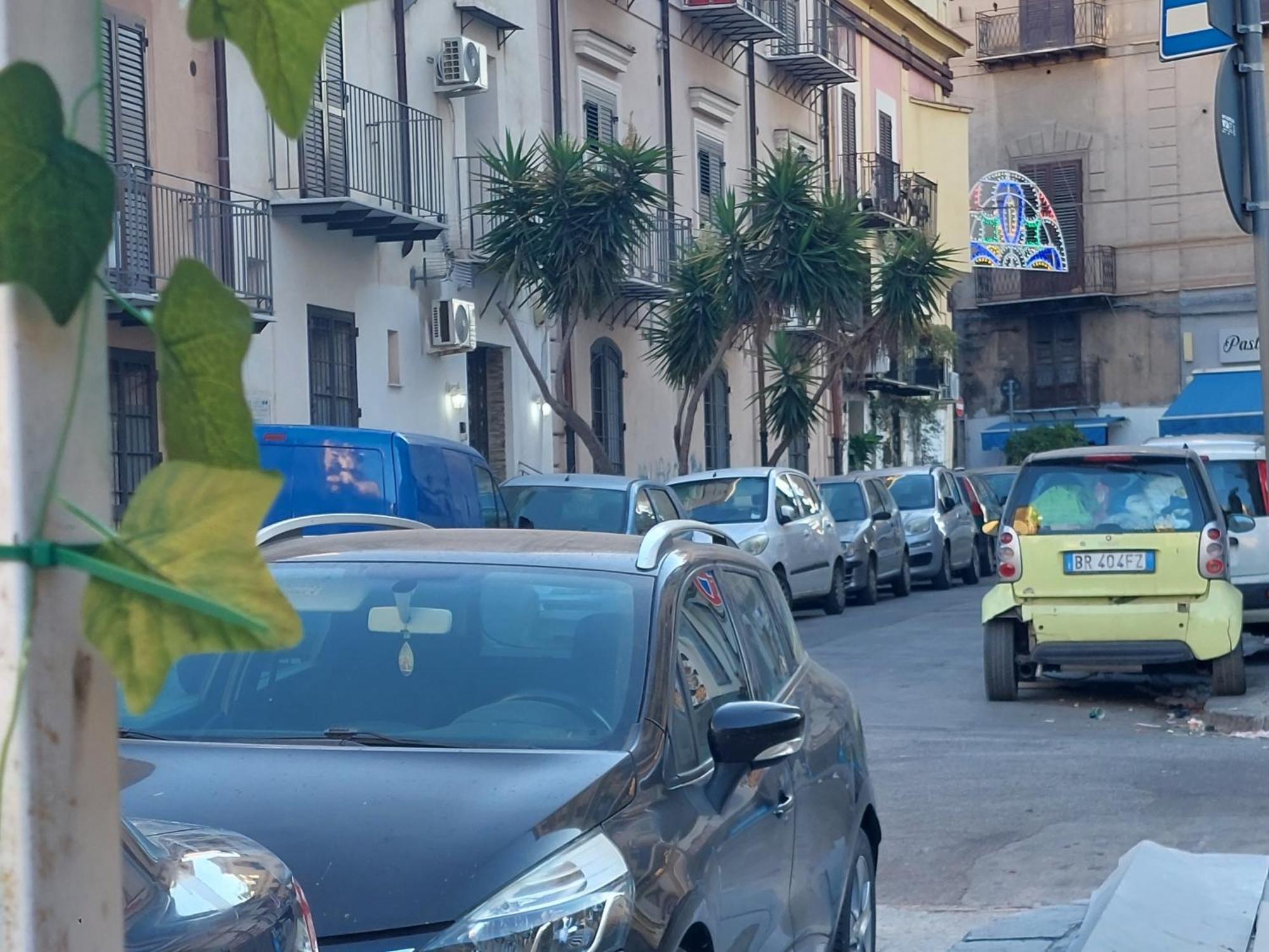 Stanza Sicilia Bedda Apartment - Palermo — Foto 1